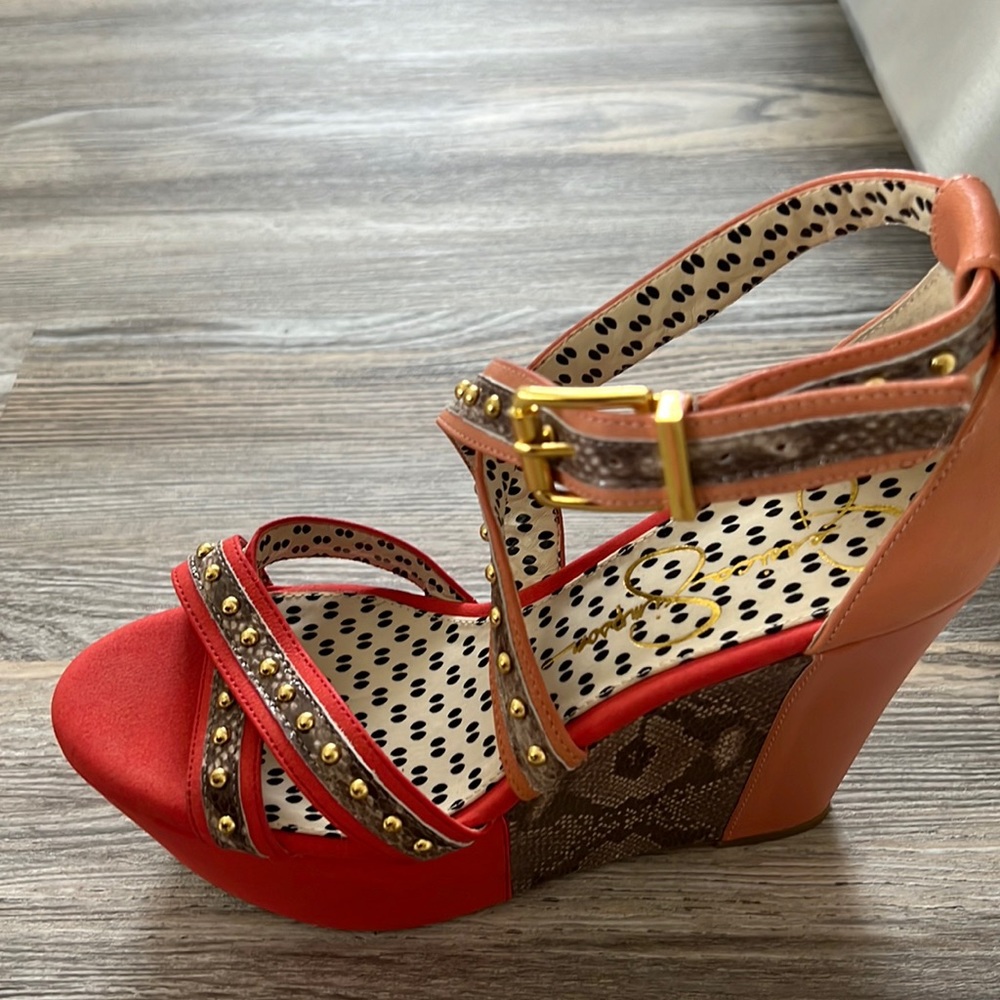 Colorful Wedge!